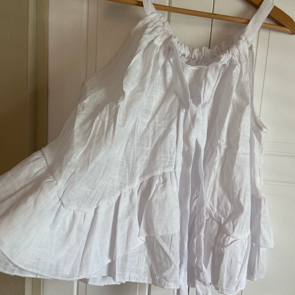 NEW White Sleeveless Top